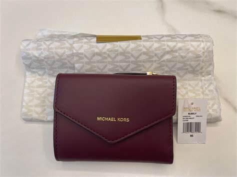 Michael Kors Blakely Cranberry/Maroon Leather Fold Over 